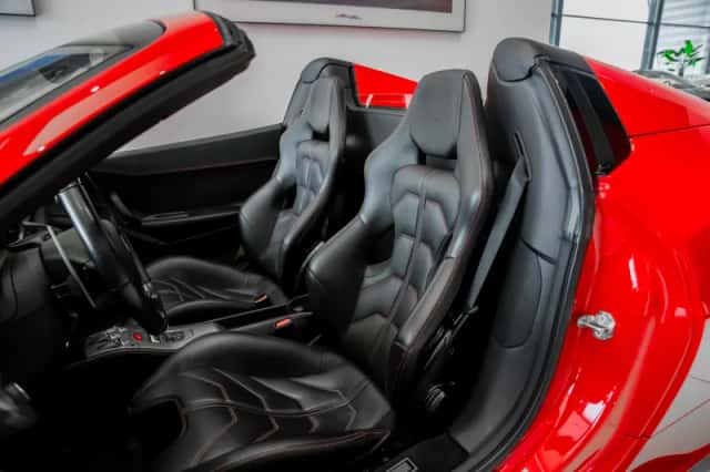 Ferrari 458 (2013) thumbnail 6