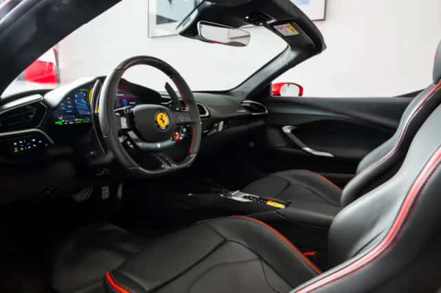 Ferrari 296 GTS (2023) thumbnail 5