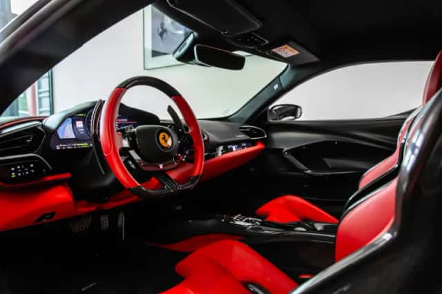Ferrari 296 GTB (2024) thumbnail 6