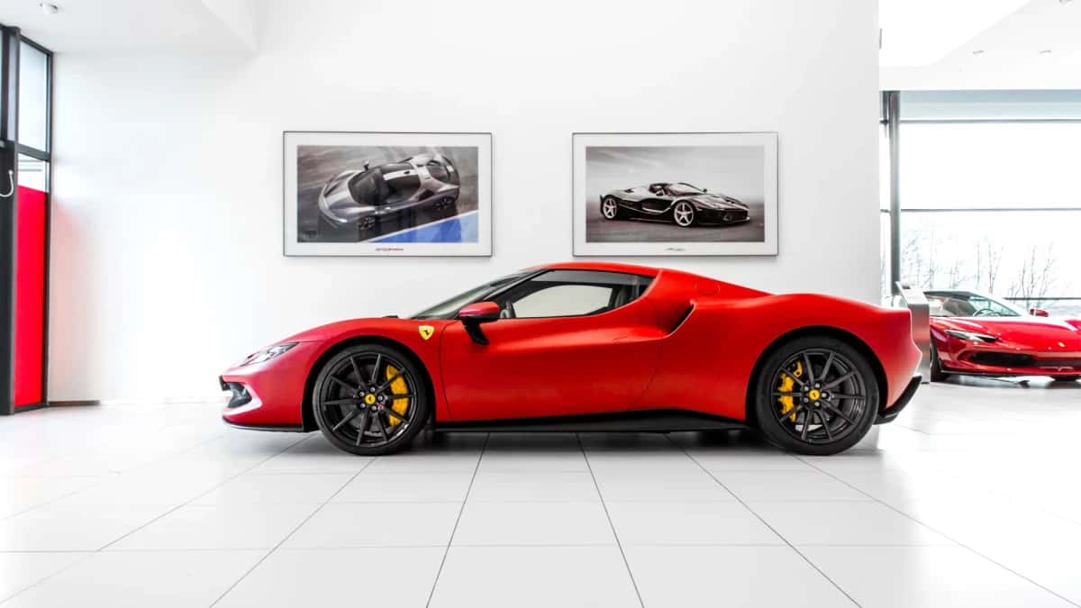 Ferrari 296 (2023) — foto 1