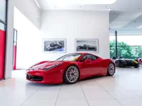 Ferrari 458 (2013) thumbnail 2