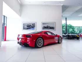 Ferrari 458 (2013) thumbnail 3