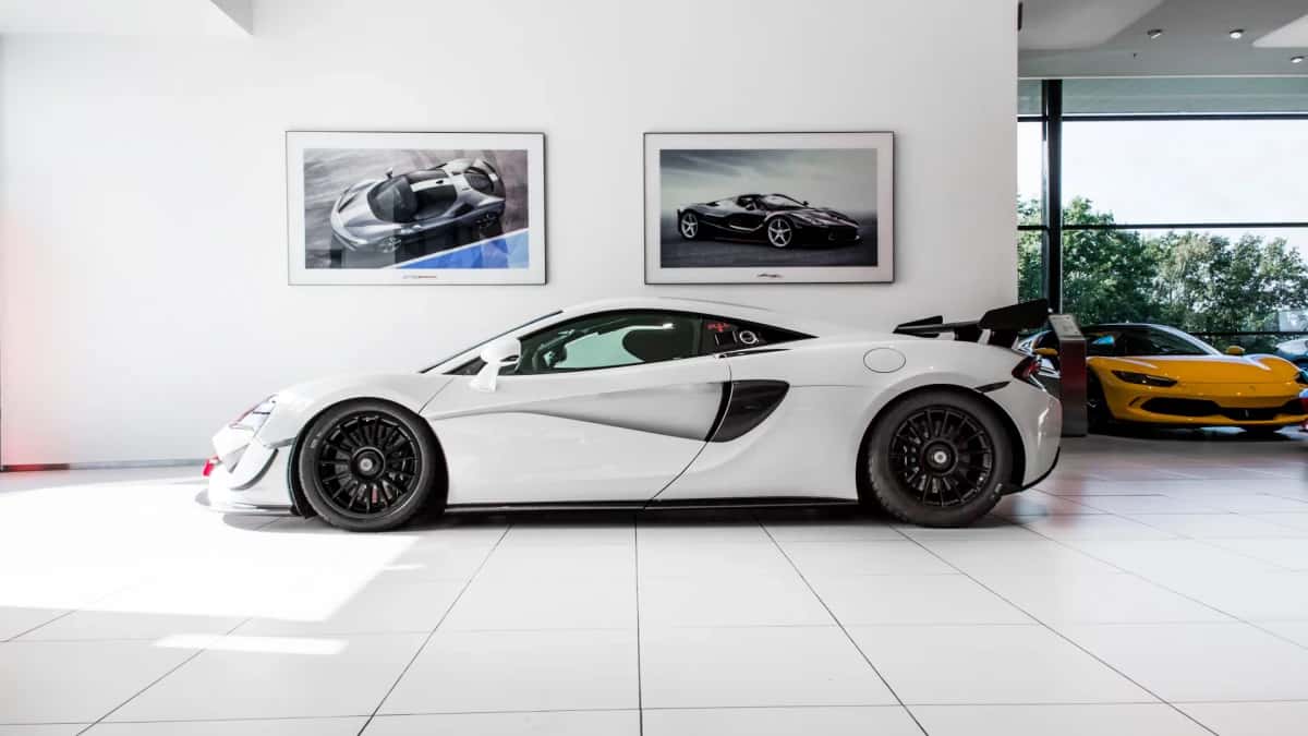 McLaren 570S (2017) — foto 1