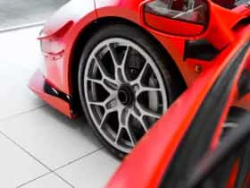 Ferrari 488 (2018) thumbnail 17