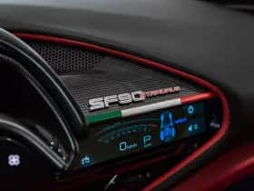 Ferrari SF90 Stradale (2024) thumbnail 13