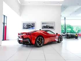 Ferrari SF90 Stradale (2024) thumbnail 3