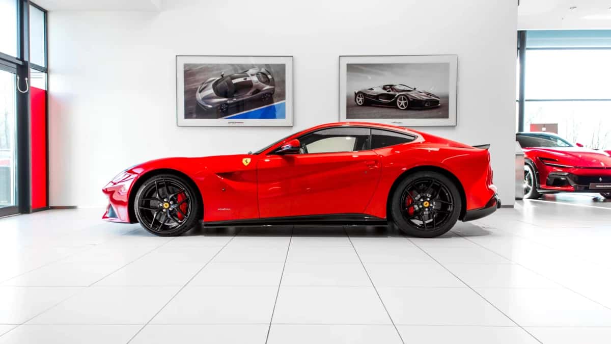 Ferrari F12 (2012) — foto 1
