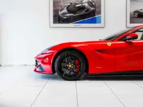 Ferrari F12 (2012) thumbnail 13