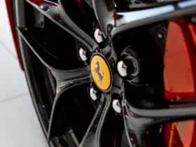 Ferrari F12 (2012) thumbnail 16