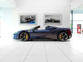 Ferrari SF90 Spider (2025) thumbnail 1