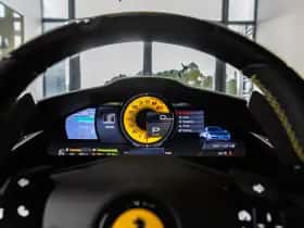 Ferrari SF90 Stradale (2022) thumbnail 8
