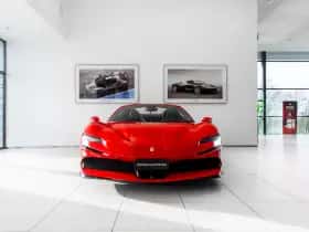 Ferrari SF90 Spider (2023) thumbnail 17