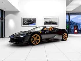 Ferrari SF90 Spider (2025) thumbnail 2