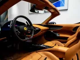 Ferrari SF90 Spider (2025) thumbnail 4
