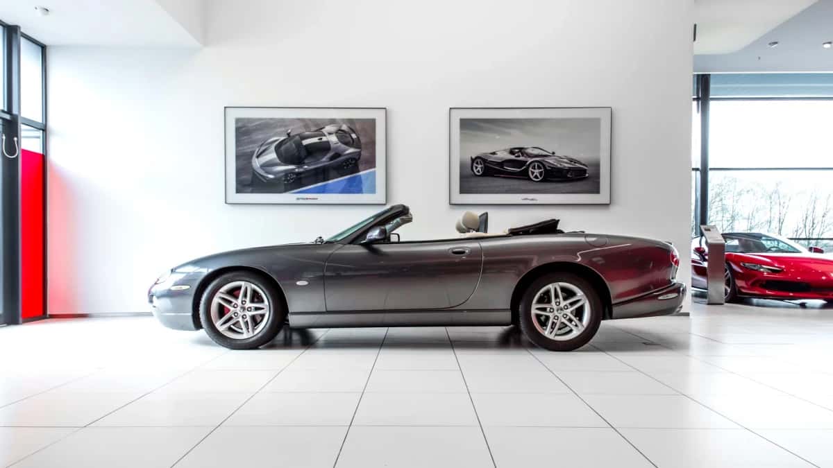 Jaguar XK (2005) — foto 1