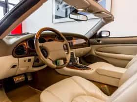Jaguar XK (2005) thumbnail 15