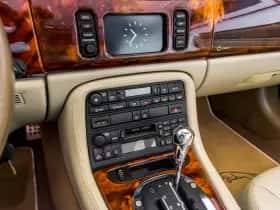 Jaguar XK (2005) thumbnail 24