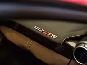 Ferrari 812 GTS (2021) thumbnail 18