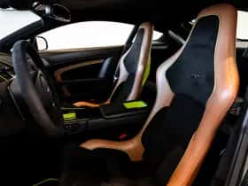 Aston Martin V8 Vantage (2019) thumbnail 11