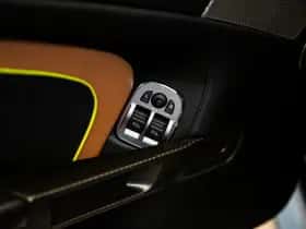 Aston Martin V8 Vantage (2019) thumbnail 37