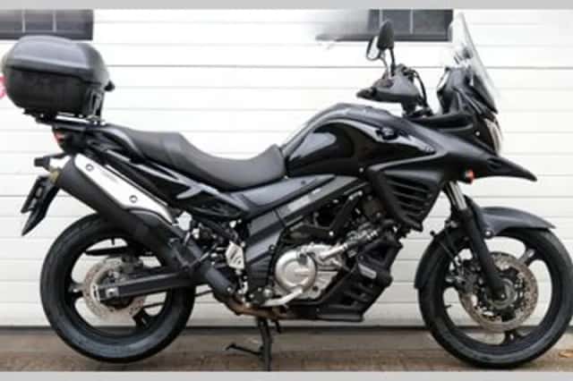 Suzuki V-STROM (2017) thumbnail 2