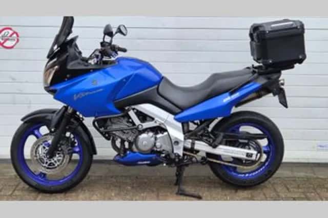 Suzuki V-STROM (2004) thumbnail 4