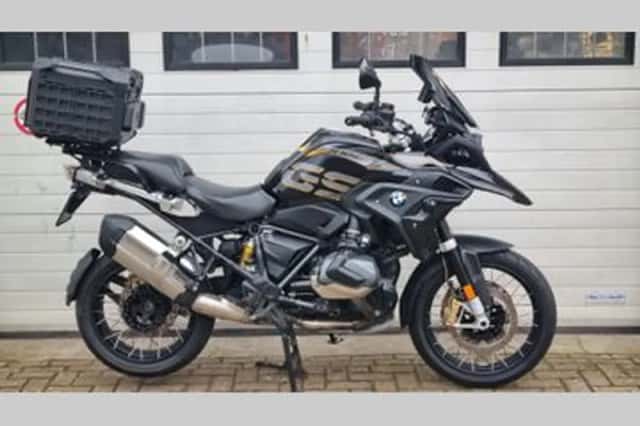 BMW R (2019) thumbnail 1