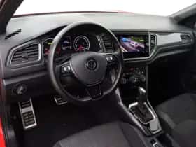 Volkswagen T-Roc (2021) thumbnail 4