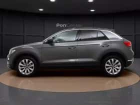 Volkswagen T-Roc (2021) thumbnail 6