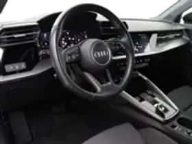 Audi A3 (2023) thumbnail 16
