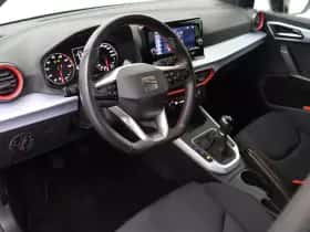 SEAT Arona (2021) thumbnail 4