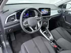 Volkswagen T-Roc (2025) thumbnail 16