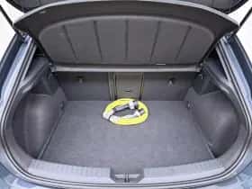 SEAT Leon (2025) thumbnail 9