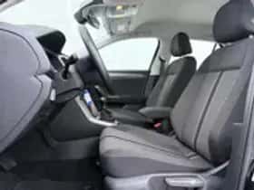 Volkswagen T-Roc (2022) thumbnail 17