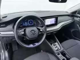 Škoda Octavia (2024) thumbnail 15