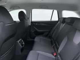 Škoda Octavia (2024) thumbnail 8