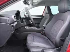 SEAT Leon (2022) thumbnail 5