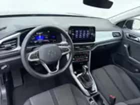 Volkswagen T-Roc (2025) thumbnail 15