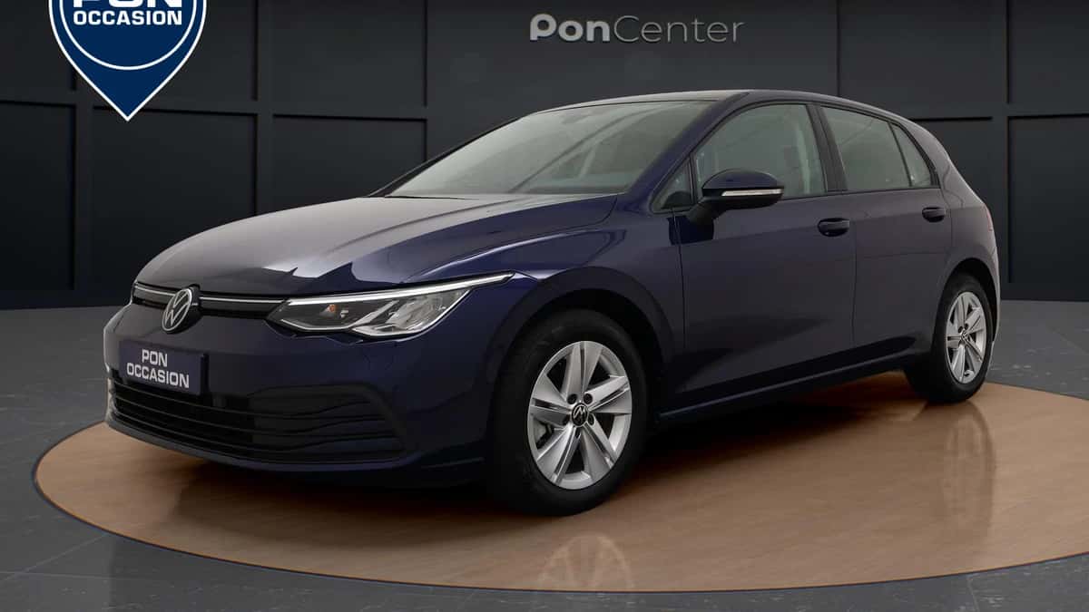 Volkswagen Golf (2024) — foto 1