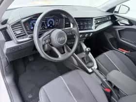 Audi A1 (2022) thumbnail 4