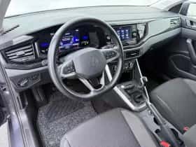 Volkswagen Polo (2023) thumbnail 4