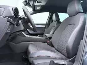 SEAT Leon (2020) thumbnail 5