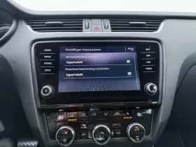 Škoda Octavia (2020) thumbnail 12