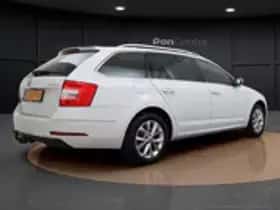 Škoda Octavia (2020) thumbnail 18