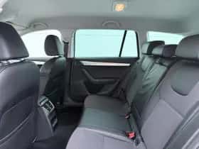 Škoda Octavia (2020) thumbnail 8