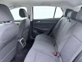 Volkswagen Golf (2023) thumbnail 8