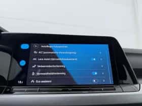 Volkswagen Golf (2023) thumbnail 10