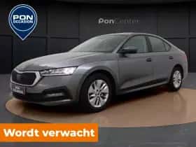 Škoda Octavia (2022) thumbnail 2