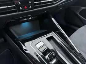 Volkswagen Golf (2023) thumbnail 15