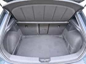 SEAT Leon (2022) thumbnail 9